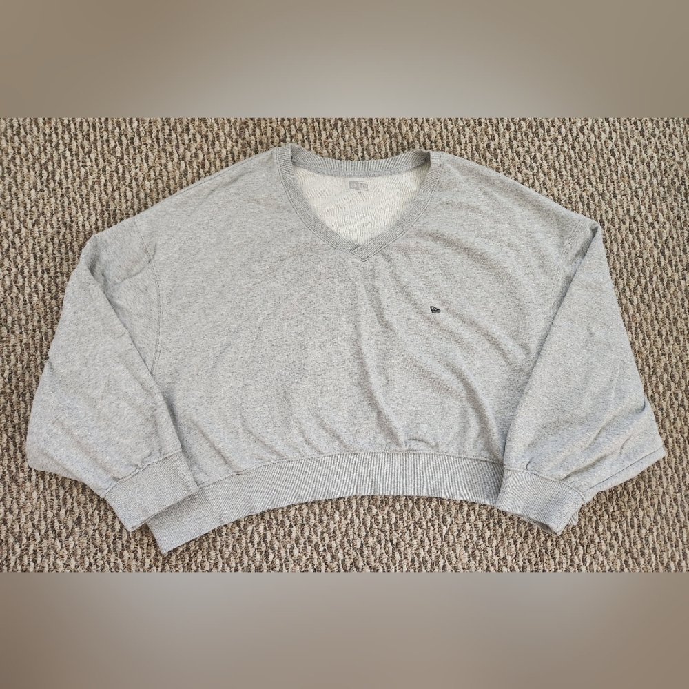 New Era Gray V-Neck Women's Sweatshirt 2X